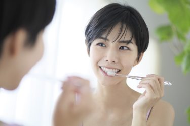 正しい歯みがきのタイミングは？ベストなタイミングと回数